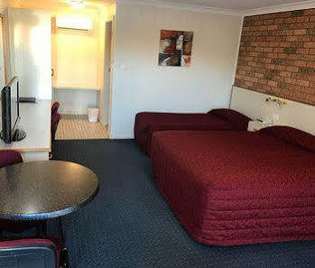 Orange Motor Lodge Extérieur photo